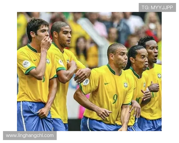 安帅：巴西队缺边后卫可让中卫客串